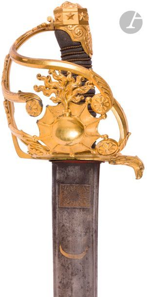 Senior officer's sword of large cavalry to...