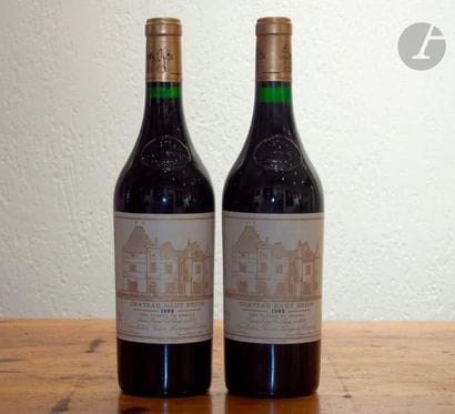 2 B CHÂTEAU HAUT-BRION (e.t.h. light), GCC1...