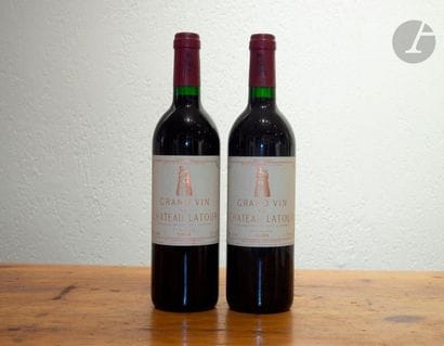 2 B CHÂTEAU LATOUR (e.l.s.), GCC1 Pauillac,...