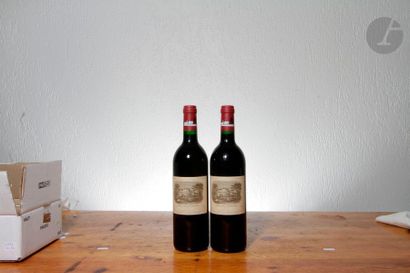 2 B CHÂTEAU LAFITE ROTHSCHILD, GCC1 Pauillac,...