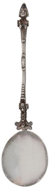 NEO-RENAISSANCE CANOPY

Cast silver travel...
