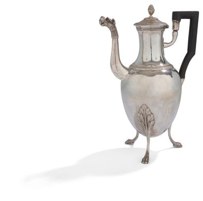 PARIS 1798 - 1809

Silver tripod catefière...