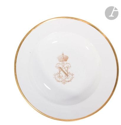 MANUFACTURE DE SEVRES

CHÂTEAU DES TUILERIES

Assiette...