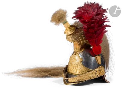Rare ensemble de Cent-garde comprenant :



-...