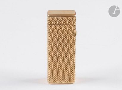 CORKER. Gas lighter in yellow gold 750 0/00....