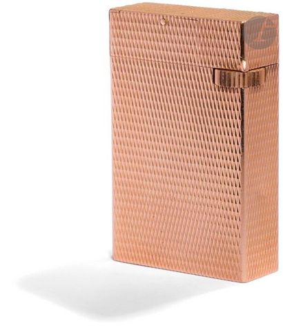 BOUCHERON Paris. Lighter model Vendôme with...