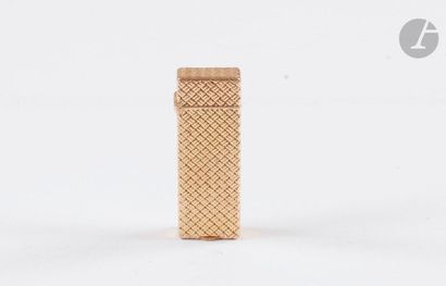 VAN CLEEF & ARPELS. Petrol lighter in yellow...
