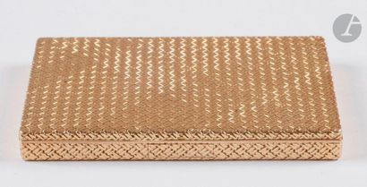 VAN CLEEF & ARPELS. Cigarette case in yellow...