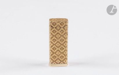 DUNHILL. Gas lighter in yellow gold 750 0/00....