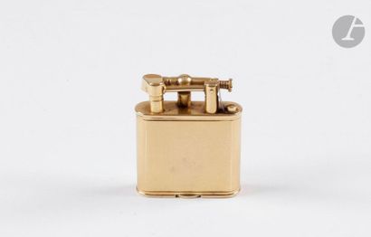 Alfred DUNHILL Paris. Lighter Unique model...