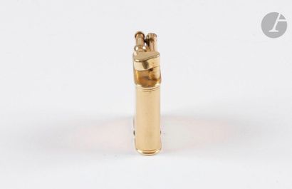 Alfred DUNHILL Paris. Lighter Unique model...