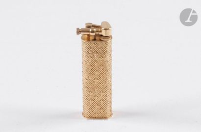 DUNHILL. Lighter model Unique Sylphide gas...