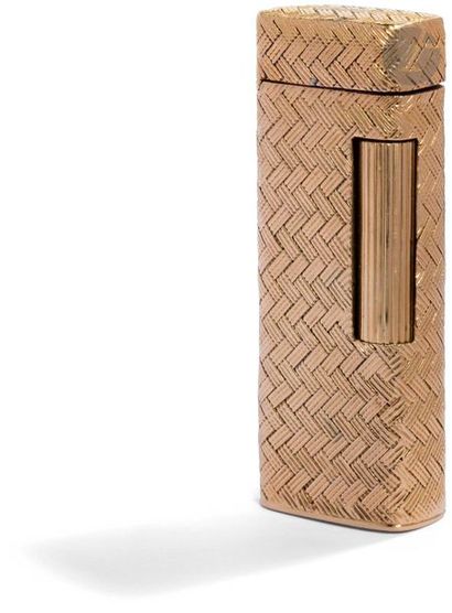 Gas lighter with yellow gold shell 750 0/00....