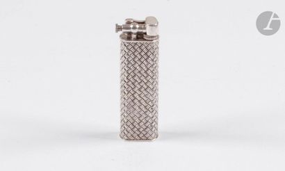 DUNHILL Paris. Lighter model Unique Sylphide...