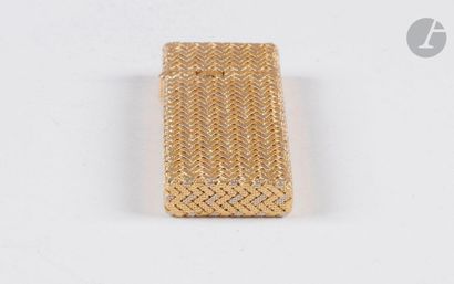 Gas lighter 2 golds 750 0/00. Herringbone...