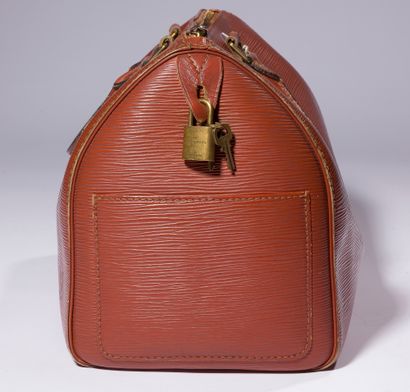 Louis VUITTON

Sac Speedy en cuir épi cognac,...