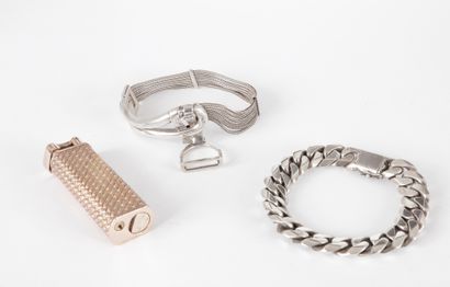 HERMÈS.

Bracelet en argent composé de chaînettes,...