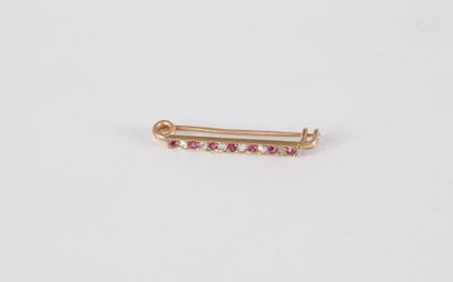 Broche-barrette en or 18K (750) sertie de...