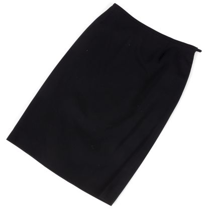 Yves Saint Laurent Rive Gauche

1 blouse...