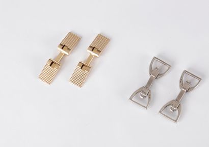 Lot de deux paires de boutons de manchettes,...
