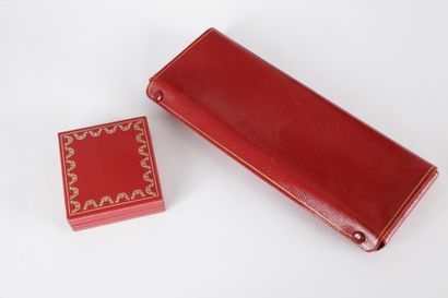 CARTIER.

Lot d’écrins comprenant : un étui...
