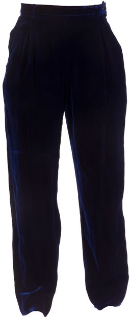 Yves SAINT LAURENT Rive Gauche (5 pièces)

Lot...