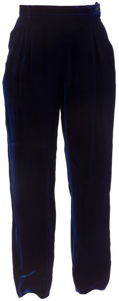 Yves SAINT LAURENT Rive Gauche (5 pièces)

Lot...