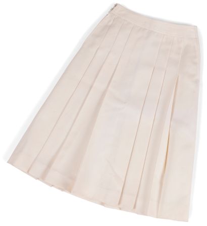 COURREGES, TED LAPIDUS, GUY LAROCHE, BAZAR...