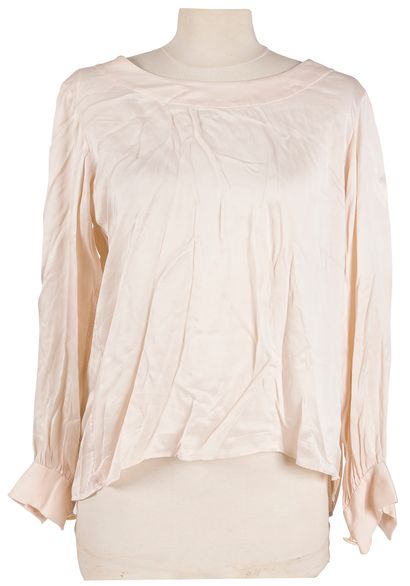 Yves Saint Laurent Rive Gauche

1 longue...