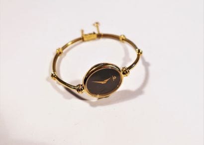 BAUME & MERCIER. Vers 1970

Montre bracelet...