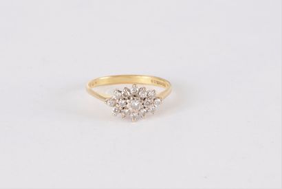 Bague en or 18K (750), sertie d’un diamant...