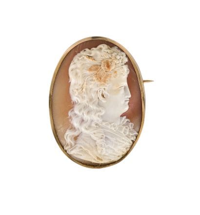 Grande broche en or 18K (750) ornée d'un...