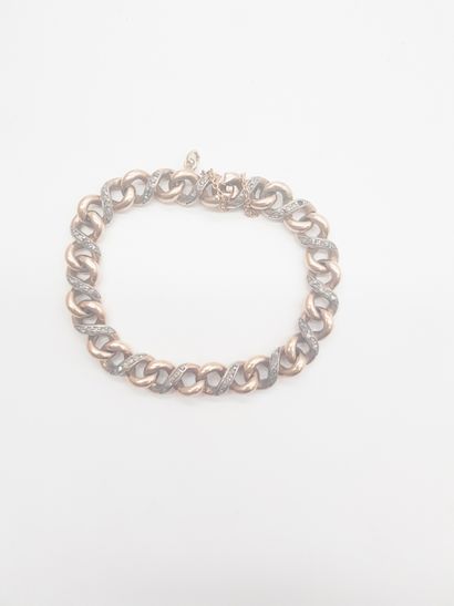 Bracelet en or 18K (750), maillons entrelacés...