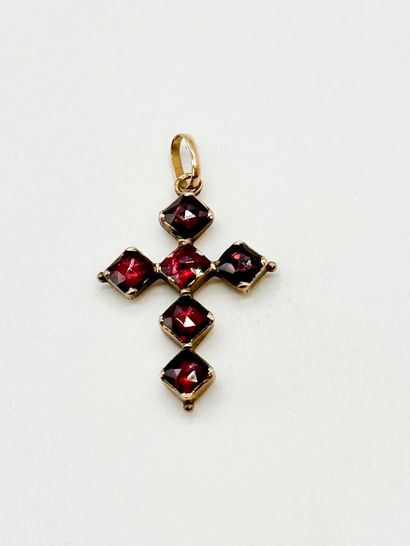Croix pendentif en or 18K (750), sertie de...