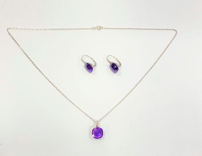 Demi-parure en or gris 18K (750) comprenant...