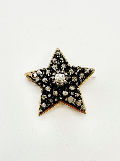 Broche en argent et en or 18K (750), émaillée...