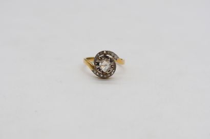 Bague tourbillon en or 18K (750) et platine,...