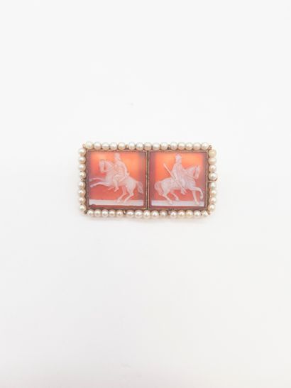 Broche en or 18K (750) de forme rectangulaire,...