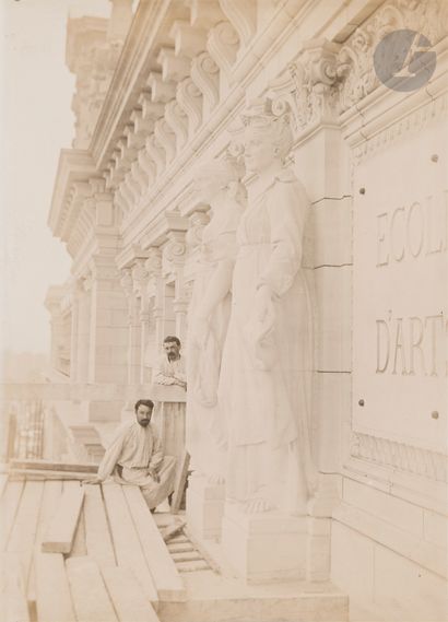 Studio Cayez et divers
Lille, 1900-1911.
École...