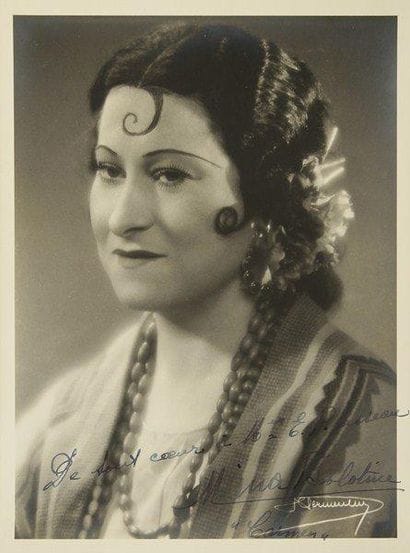 Wilhelmina Verhoeven, dite Mina BOLOTINE...