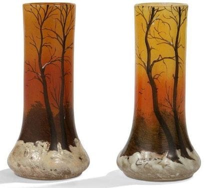 LEGRAS
Paire de vases rouleaux à base renflée....