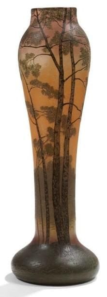 LEGRAS
Spectaculaire vase balustre reposant...