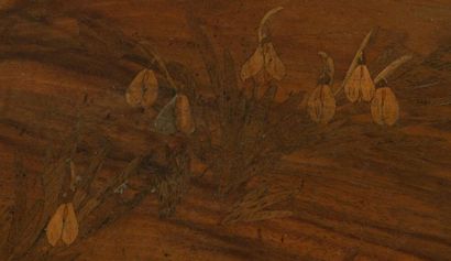 Émile GALLÉ (1846-1904)
Table à thé, à un...