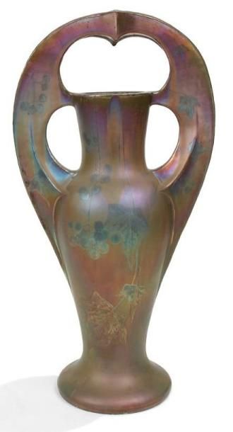 Delphin MASSIER (1938-1907)
Important vase...