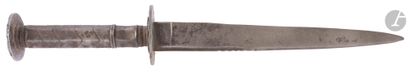 15th century style rouelle dagger.
Double-headed...