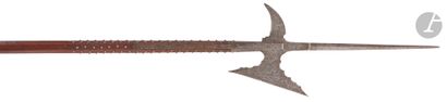 Halberd with long, four-sided jabbing blade.
Cut...