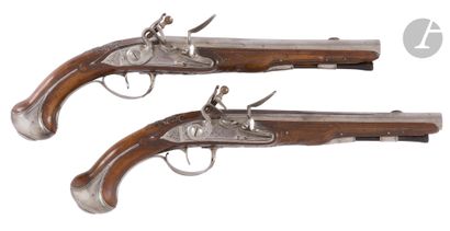 Pair of officer's flintlock pommel pistols.
Round...