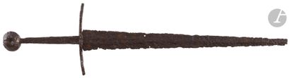 Medieval sword in excavated condition.
Heavy...