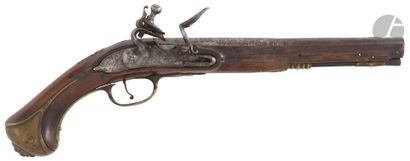 Officer's flintlock pistol. 
Round barrel...