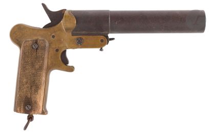 Pistolet lance-fusée français modèle 1918....